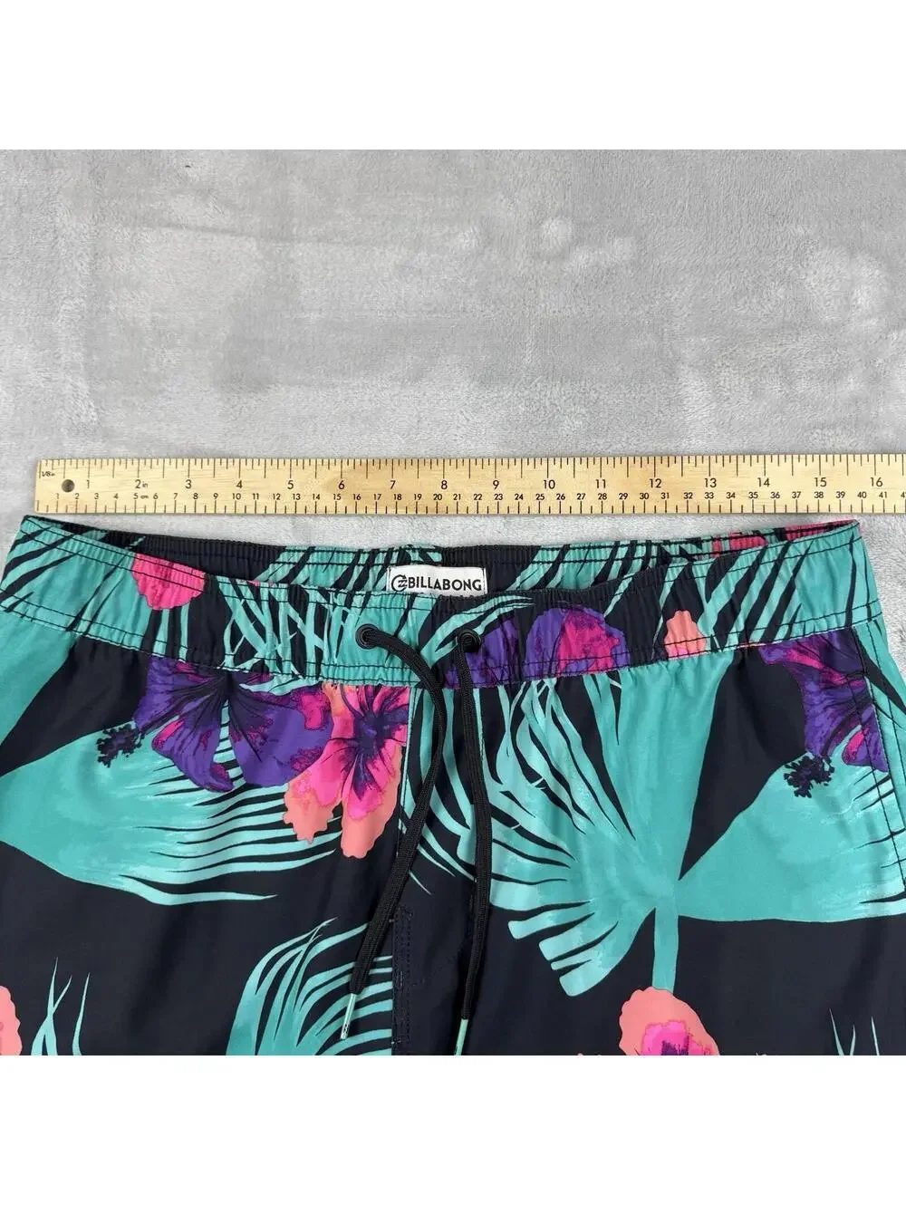 Billabong Sundays Layback Recycler Tropical Swim Shorts Size M Unlined Y2K Relax